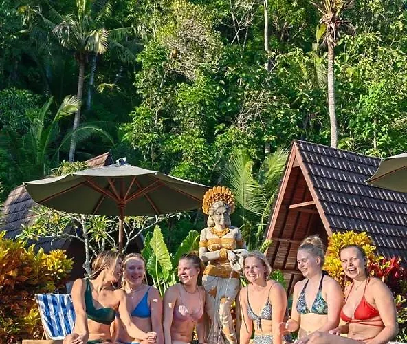 Mahaloka Valley Nusa Penida 4* Sakti