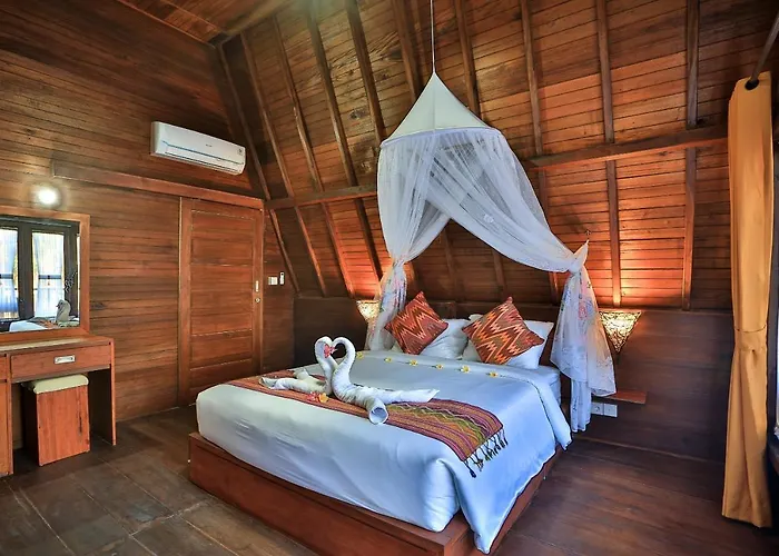 Mahaloka Valley Nusa Penida リゾート 4*