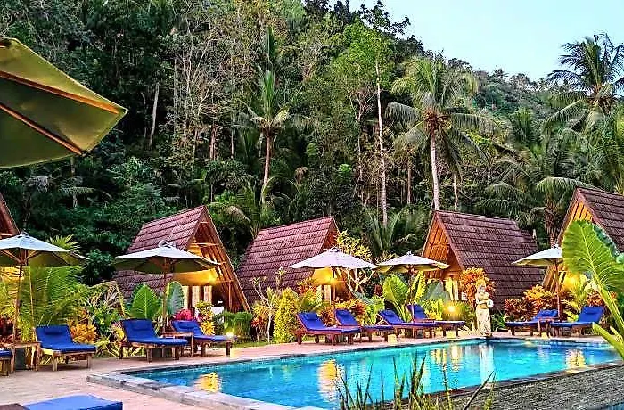Mahaloka Valley Nusa Penida リゾート 4*