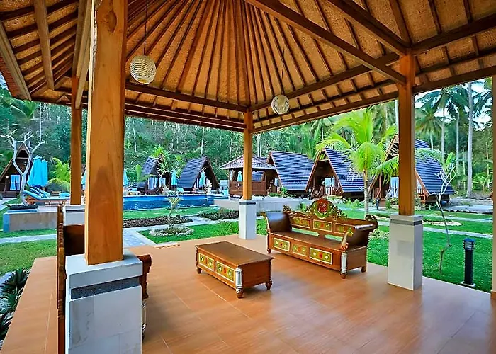 リゾート Mahaloka Valley Nusa Penida 4*